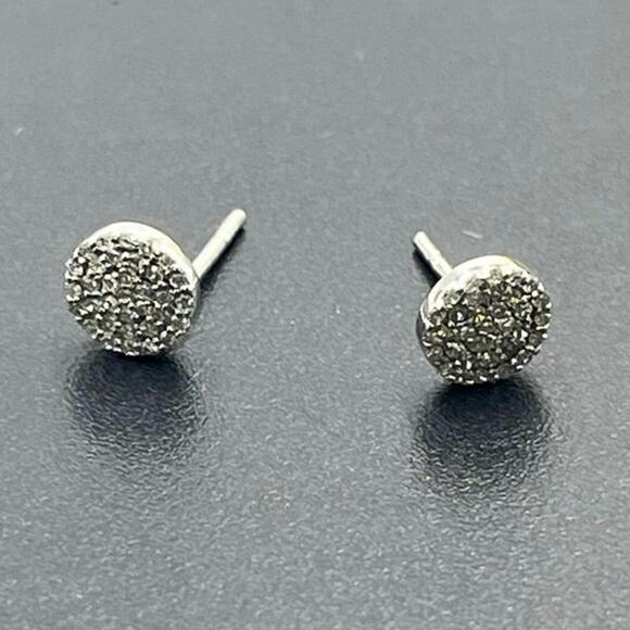 14k White Gold Round Pave Diamond Chip Post Pierced Stud Earrings 6mm - Picture 2 of 11